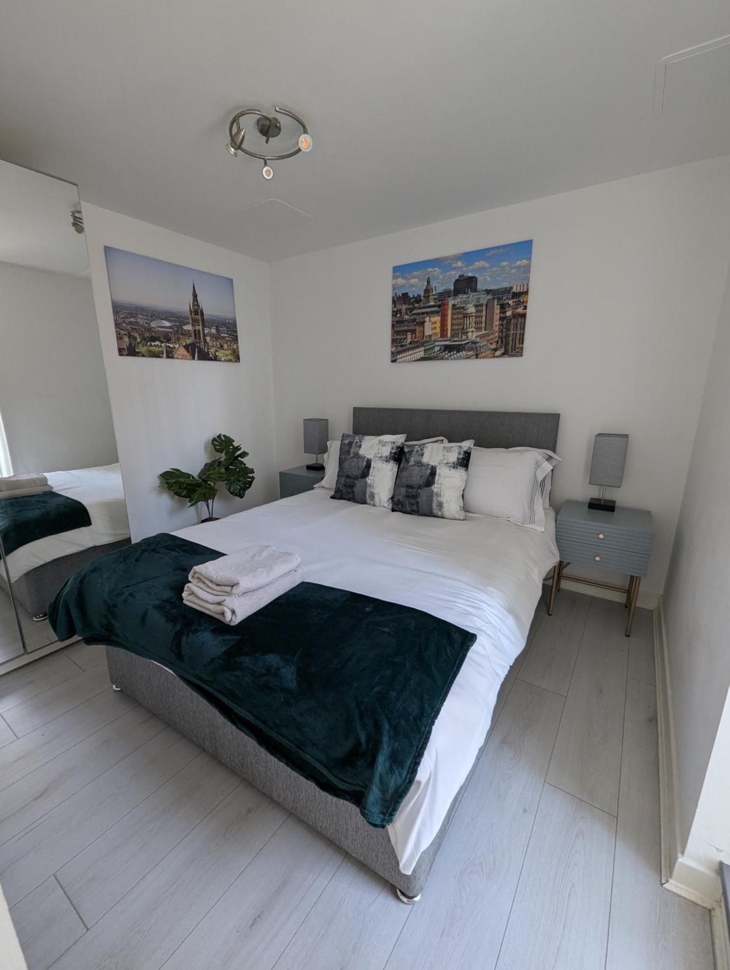 Glasgow City Centre Waterfront Apartment Esterno foto